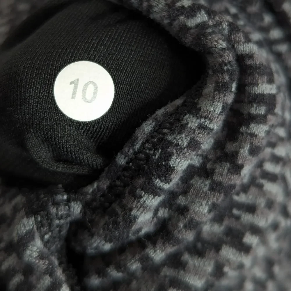 Lululemon Wunder Under 28